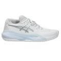 Women's tennis shoes