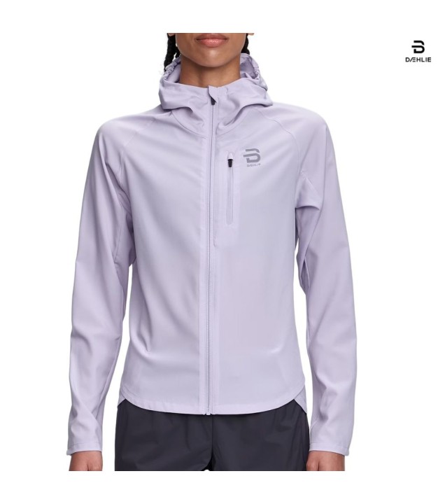 Sievie&scaron;u skrie&scaron;anas jakas